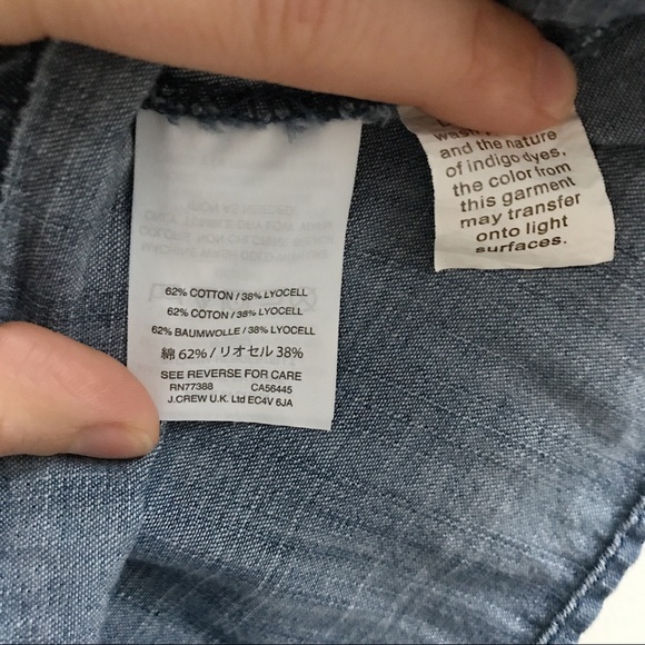 Madewell Tiered Chambray Top w Back button Closure - Picture 8 of 8